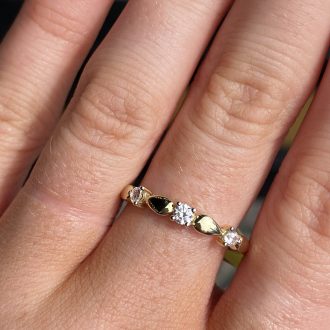 9ct Gold Cz “Amour” Ring