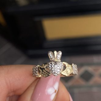 9ct Gold CZ Cluster Claddagh Ring